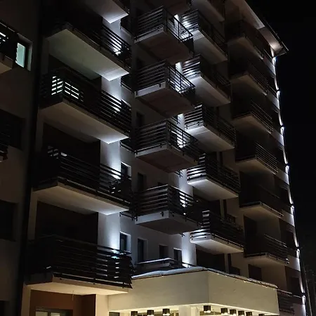 Imperial In Pekovic Appartement