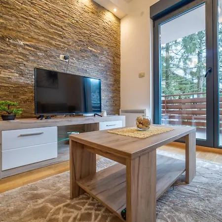 Appartement Imperial In Pekovic