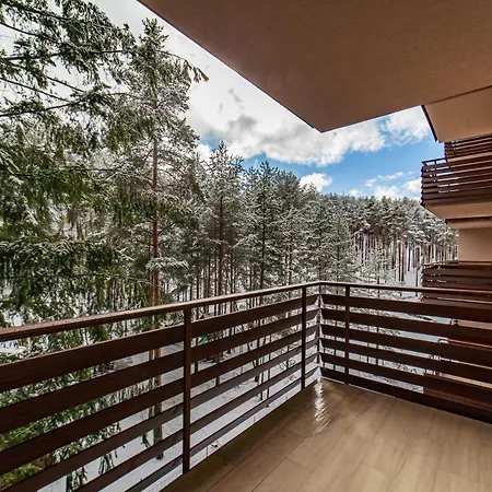 Imperial In Pekovic Apartman