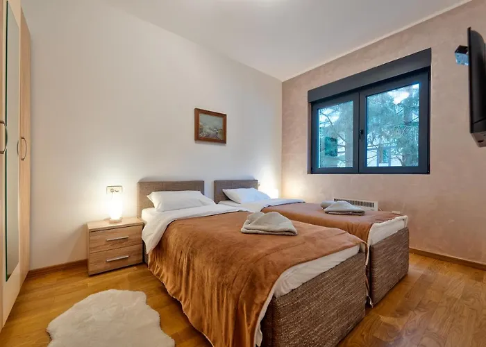 Appartamento Imperial In Pekovic