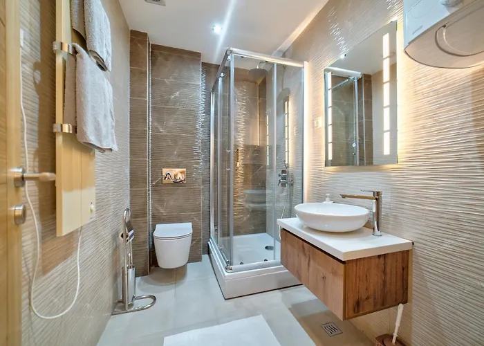 Imperial In Pekovic *