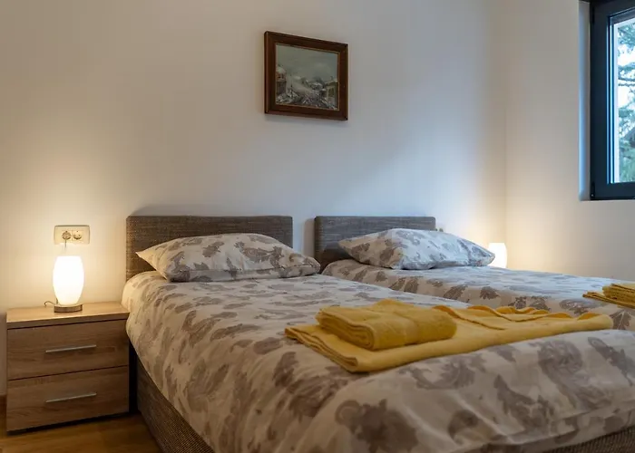 Imperial In Pekovic Apartament