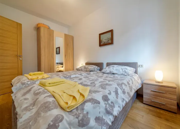 Apartament Imperial In Pekovic *